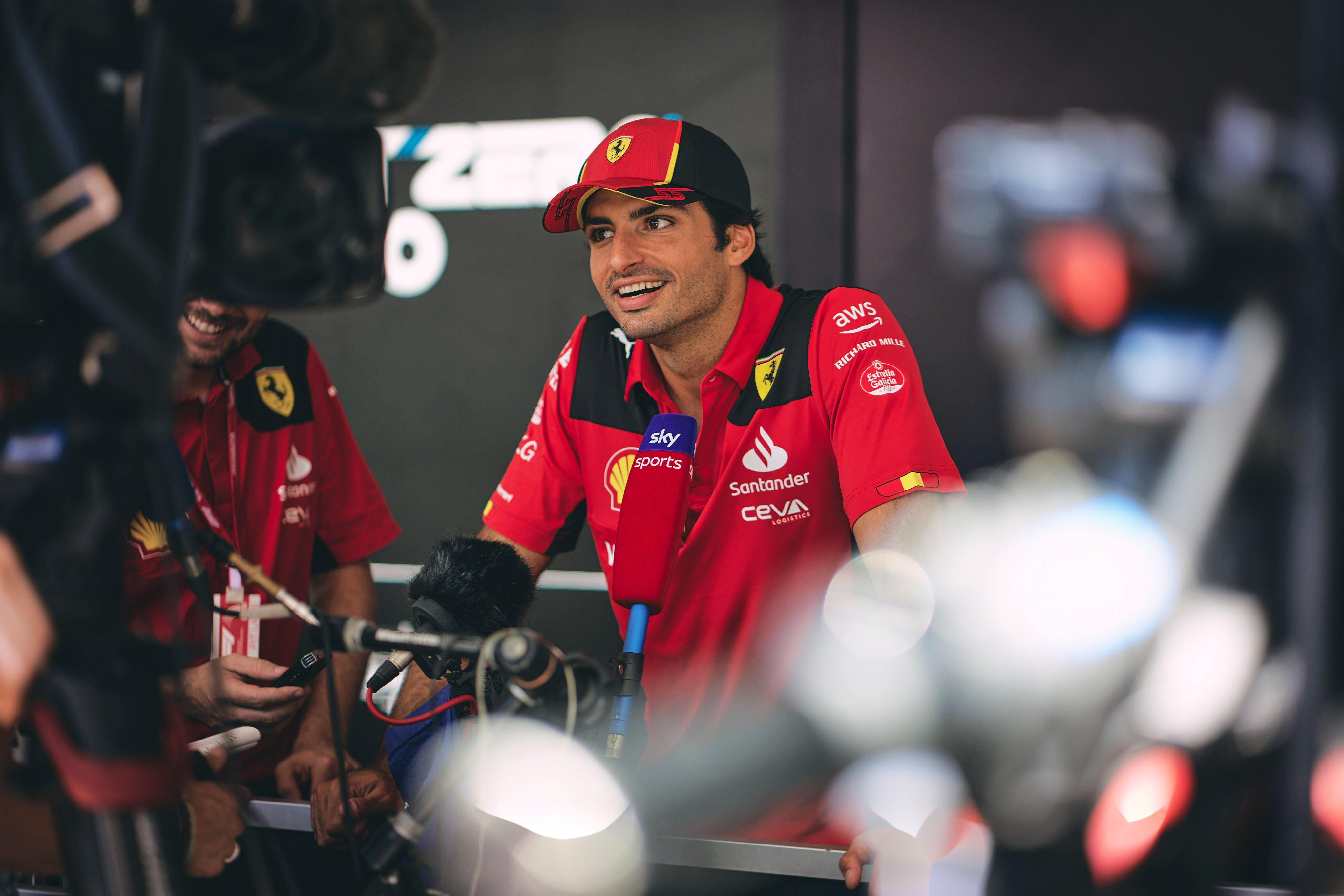 索伯车队绝杀法拉利,塞恩斯扛起全队 索伯车队绝杀法拉利,塞恩斯扛起全队