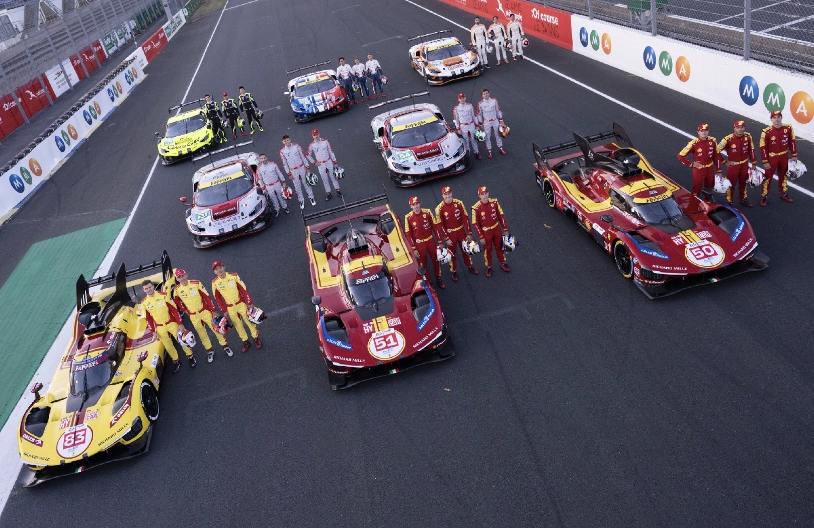 法拉利碾压红牛车队,皮亚斯特里带队取胜 法拉利碾压红牛车队,皮亚斯特里带队取胜