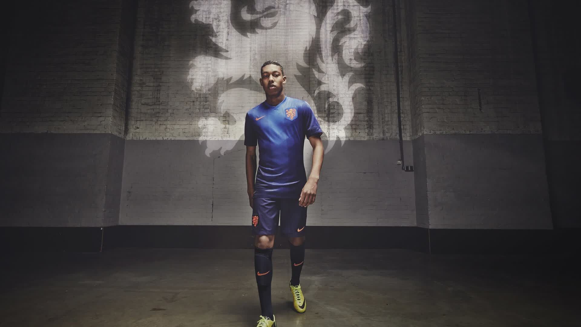 哈登存在感拉满,广东队强势拿下勇士,一场披着NBA外衣的篮球奇幻夜